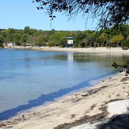 펜션 House With A Parking Space - 21993 로비니